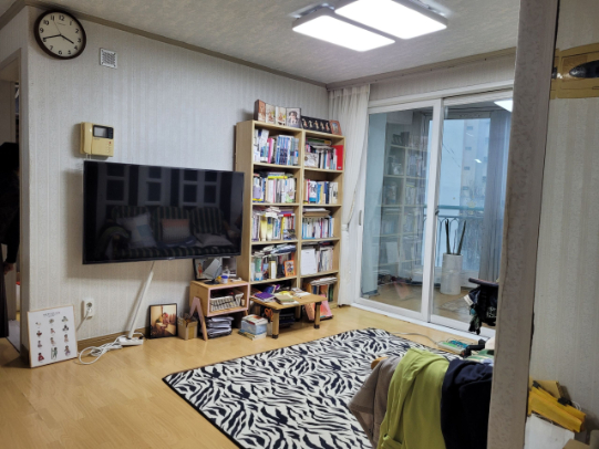 ȭ���ְ� 2�����Ϻθ��𵨸���  �߰��� �Ÿ�